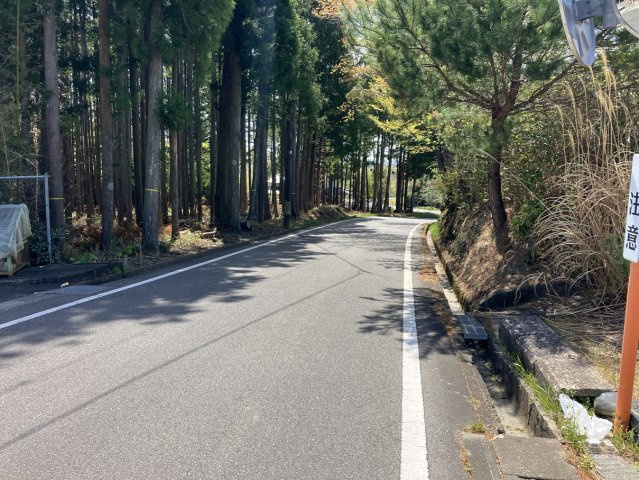 富岡町小浜 売土地の前面道路含む現地写真