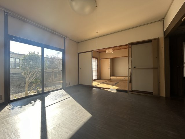 【居間・リビング】 | 駿東郡清水町中徳倉 中古住宅 XH06026 | 清水町中徳倉　リビング　リフォ－ム前
