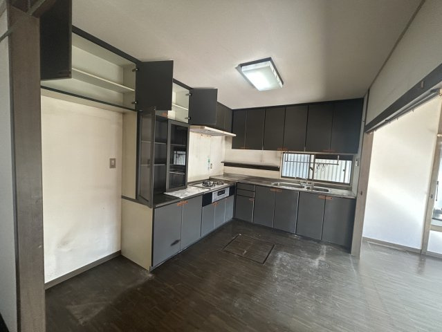 【キッチン】 | 駿東郡清水町中徳倉 中古住宅 XH06026 | 清水町中徳倉　キッチン　リフォ－ム前