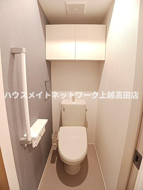 ベル　パトリ　Ａの玄関|玄関（参考室内写真クルール多雪と同タイプ）
