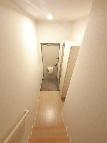 リヴェール・ＫⅡ　　刈谷市近郊の賃貸はクラスホーム刈谷店の玄関|落ち着いた玄関です