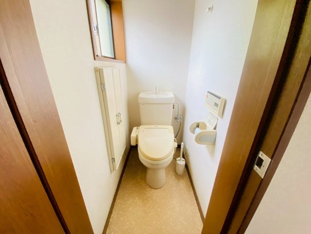 文違　中古戸建のトイレ