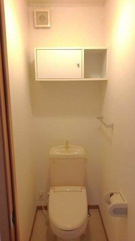 ヴァン・ヴェール　　刈谷市近郊の賃貸はクラスホーム刈谷店のトイレ|ゆったりとした空間のトイレです