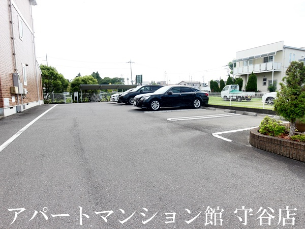 さくらヒルズⅡの駐車場