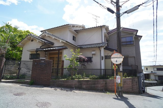 王寺町本町3丁目戸建