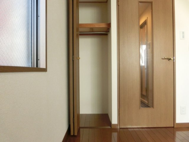 リーガル西長堀の収納