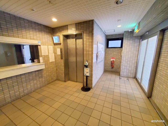 プレサンス難波WEST　仲介手数料無料のロビー