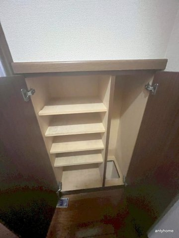 プレサンス難波WEST　仲介手数料無料の収納