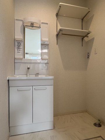 モンドール・Tの洗面所|洗髪洗面化粧台・洗濯機置場