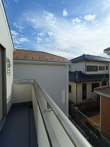 北葛飾郡松伏町松伏　松伏　新築戸建　全9棟のバルコニー|バルコニーからの眺めを楽しみながら食事をしませんか