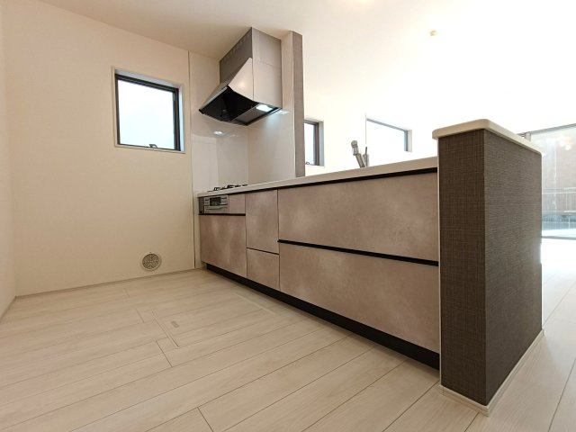 北葛飾郡松伏町松伏　松伏　新築戸建　全9棟のキッチン|キッチンでお料理をお楽しみください
