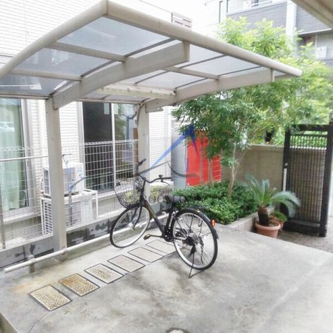 ポラリス綾瀬のその他共用部分|駐輪場です。