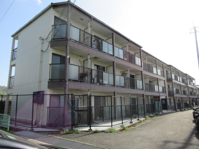 茨木市安威２丁目の一棟マンション