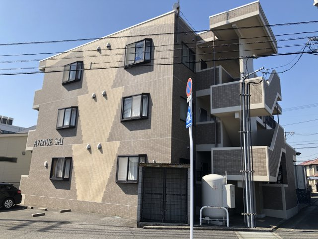 アベニュー穝