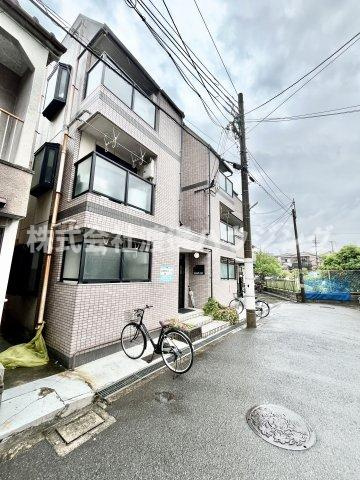 ラルゴ大池の外観