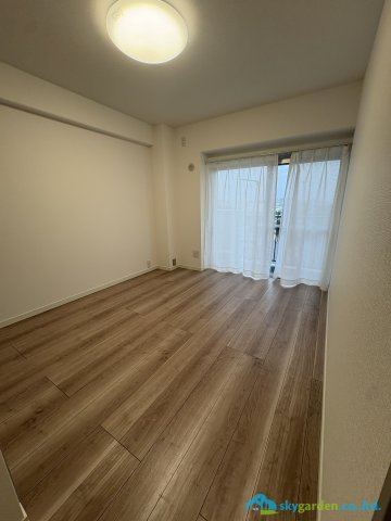 シャルマンコーポ藤沢の寝室|使い勝手のいい洋室です