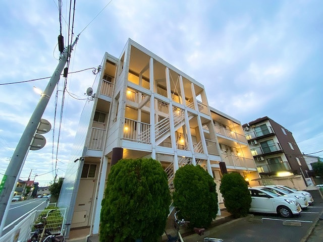 レオパレス船橋南本町の外観