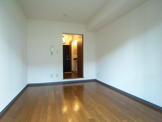 ルーブル新宿西落合の寝室