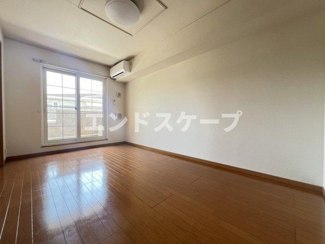 サンパティークⅥの居間・リビング|高崎、前橋のお部屋探しはエンドスケープまで！お客様の理想お聞かせ下さい♪
