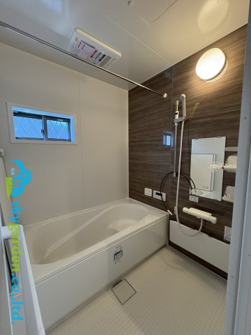藤沢市片瀬山5丁目　新築戸建　全1棟の浴室|浴室乾燥機能つきの浴室
