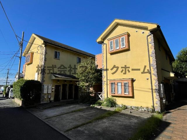 小金井市前原町３丁目のアパートの外観