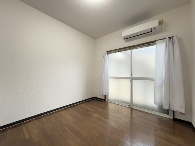 ロイヤルハイツ住吉の寝室