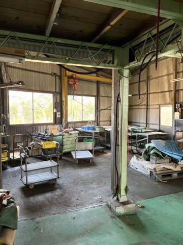 ６６８１４　安八郡輪之内町楡俣中古工場