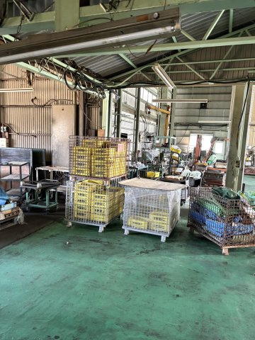 ６６８１４　安八郡輪之内町楡俣中古工場