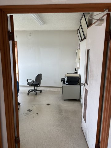 ６６８１４　安八郡輪之内町楡俣中古工場