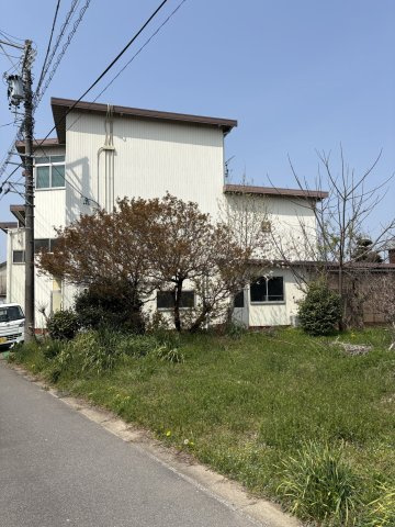 ６６８１４　安八郡輪之内町楡俣中古工場の外観