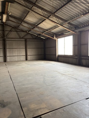 ６６８１４　安八郡輪之内町楡俣中古工場