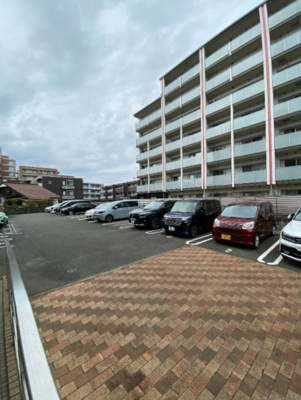 【駐車場】 | ネオジェラーモⅢ