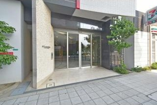 AFFLUENCE難波EASTのエントランス