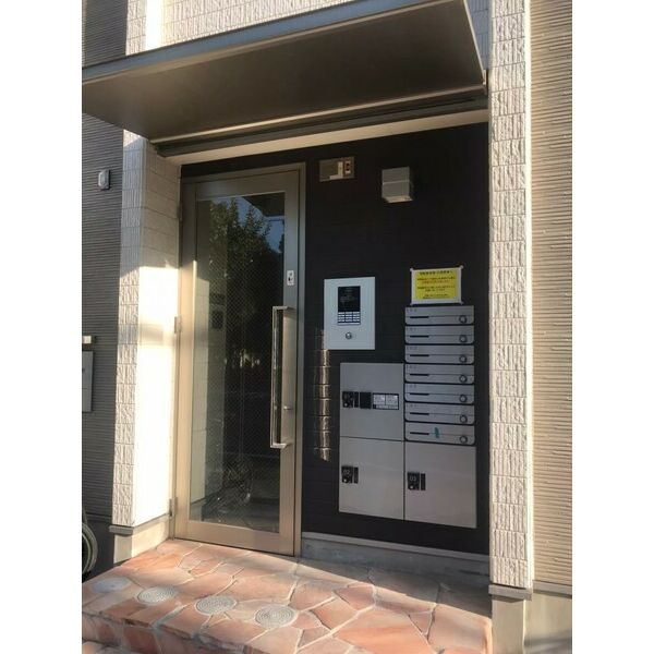 エスポワール中村　名古屋市賃貸　仲介手数料無料のエントランス