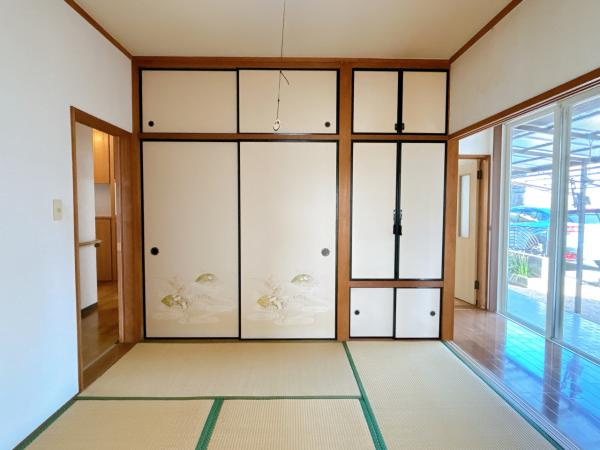 下松市昭和町1丁目　戸建ての和室|【４月30日まで現況販売】１階中央の和室です