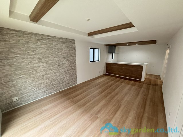 平塚市御殿4丁目15期　新築戸建　全5棟5号棟の居間・リビング