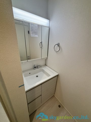 平塚市御殿4丁目15期　新築戸建　全5棟5号棟の独立洗面台