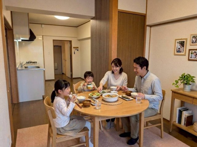 【居間・リビング】 | シャンボール桜坂 | ※家具等はCGにて作成しており、現地にはありません