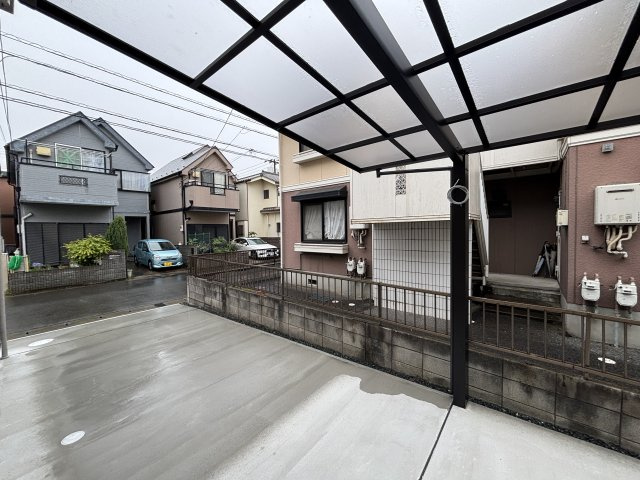 【駐車場】