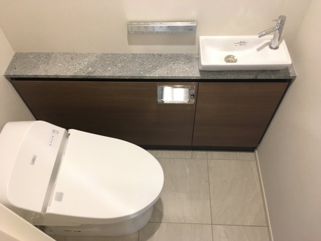 プラウド文京千駄木のトイレ|写真は別の部屋になります