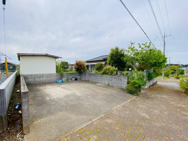 十倉　中古戸建の駐車場