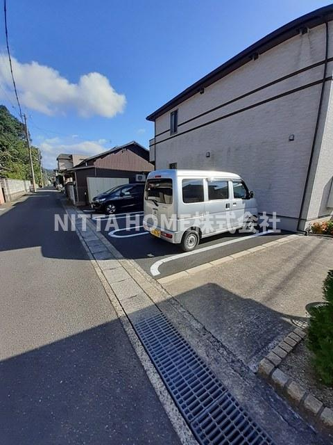 プルマージュの駐車場|敷地内に駐車場も完備◎