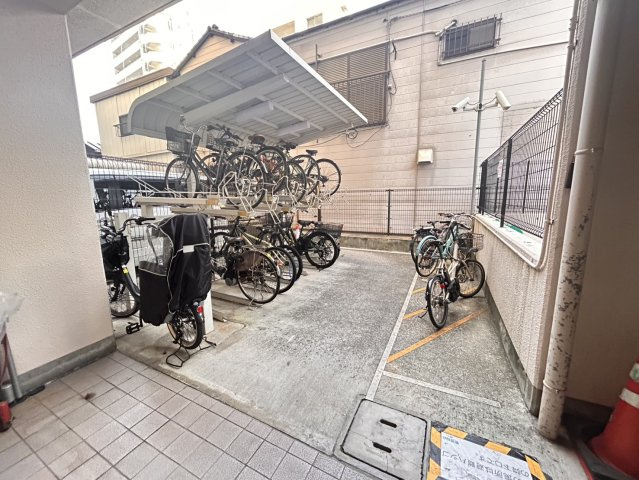 グランフェルティ神戸山手通りの駐輪場