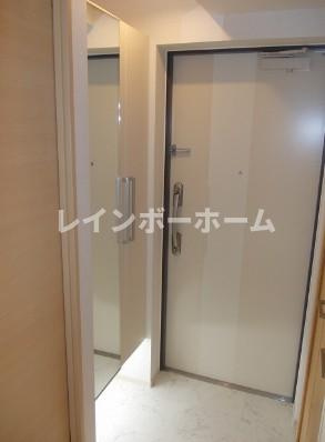 ロジュマン ベルの玄関