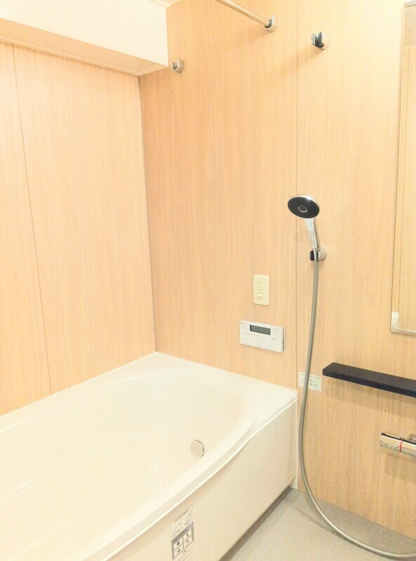 アクティ目黒駅前2号棟の浴室|お風呂で日々の疲れを落としましょう