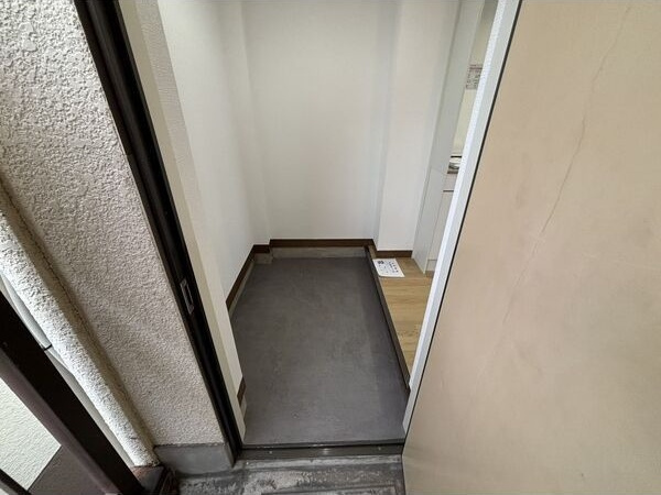 小阪ガーデンの玄関