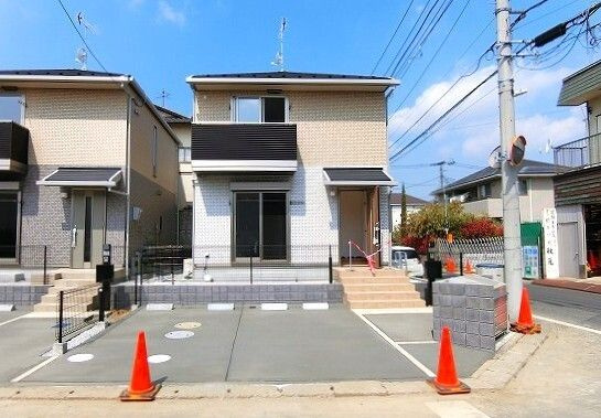 エルメゾン国分　Ｄ棟の外観