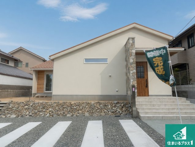 神戸市北区星和台　新築一戸建ての外観|お客様に長く安心して住んでいだだける事にこだわった家づくり！住んでからのアフターサービスにもしっかりと取り組んでいます！