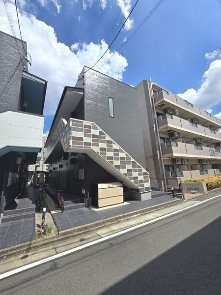 エミアス熱田の外観