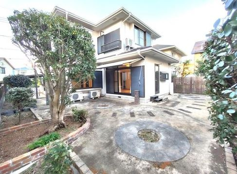 【中古】鶴ヶ島市南町リフォーム中古住宅の外観|室内も大変綺麗です
